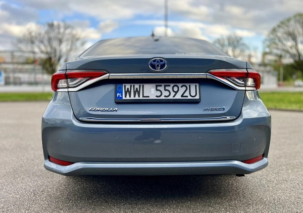 Toyota Corolla cena 88999 przebieg: 130000, rok produkcji 2020 z Warszawa małe 254